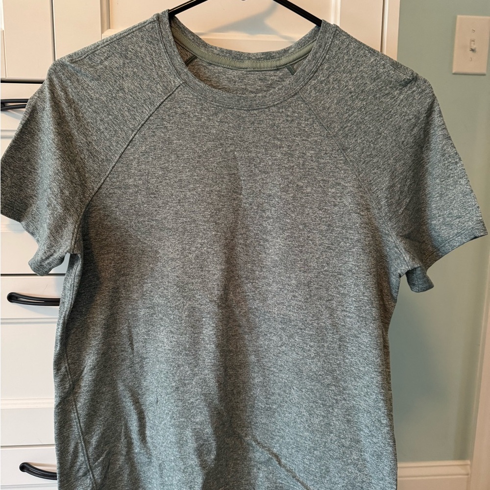 Lululemon super-soft top size 6